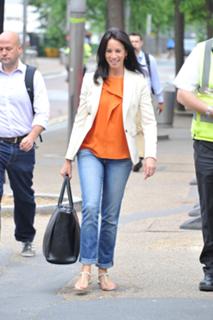 Andrea McLean feet photo thumbnail