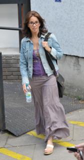 Andrea McLean feet photo thumbnail