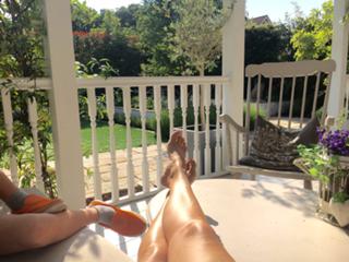 Andrea McLean feet photo thumbnail
