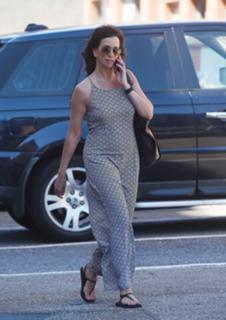 Andrea McLean feet photo thumbnail