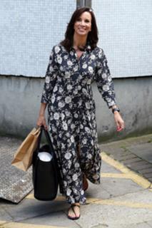 Andrea McLean feet photo thumbnail