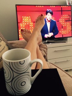 Andrea McLean feet photo thumbnail