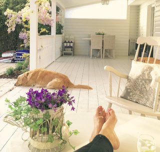 Andrea McLean feet photo thumbnail