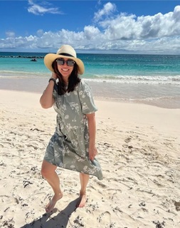 Andrea McLean feet photo thumbnail