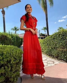 Andrea Meza feet photo 4