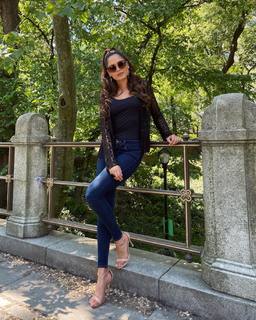 Andrea Meza feet photo 5