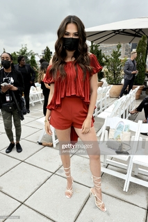 Andrea Meza feet photo 4