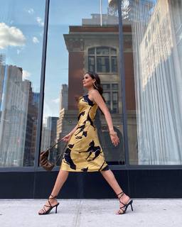 Andrea Meza feet photo 14