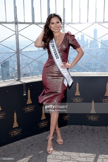 Andrea Meza feet photo 4