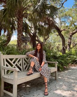 Andrea Meza feet photo 8
