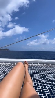 Andrea Meza feet photo 4