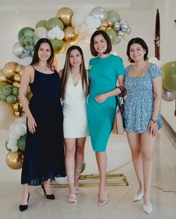 Andrea Meza feet photo 7