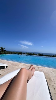Andrea Meza feet photo 4