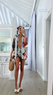Andrea Meza feet photo 4