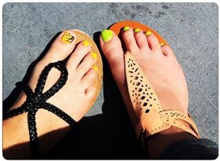 Andrea Rene feet photo 13