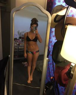 Andrea Russett feet photo 20