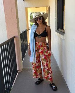 Andrea Russett feet photo 9