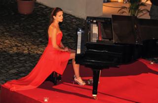 Andrea Ruzicková feet photo 8