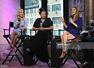 Andrea Savage feet photo thumbnail