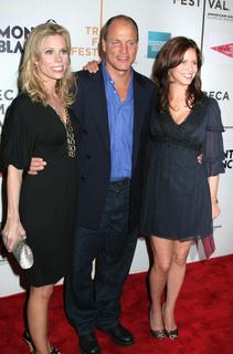 Andrea Savage feet photo thumbnail