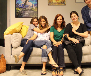 Andrea Savage feet photo thumbnail