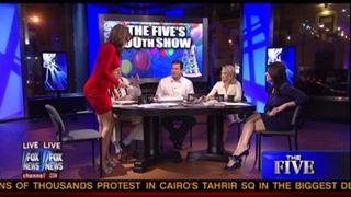 Andrea Tantaros feet photo thumbnail