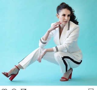 Andrea Torre feet photo 9