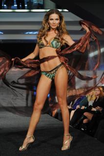 Andrea Veresova feet photo thumbnail