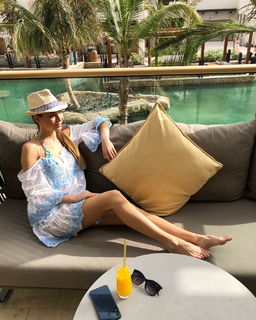 Andrea Veresova feet photo thumbnail