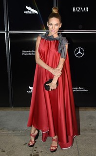 Andrea Veresova feet photo thumbnail