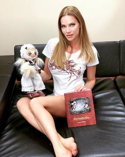 Andrea Veresova feet photo thumbnail