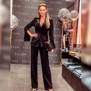 Andrea Veresova feet photo thumbnail