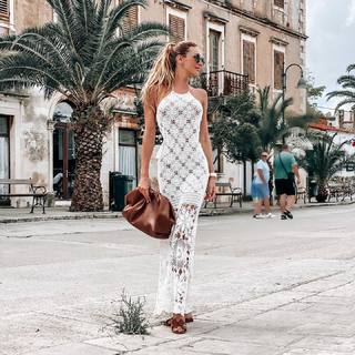 Andrea Veresova feet photo thumbnail