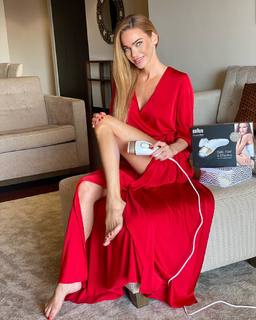 Andrea Veresova feet photo thumbnail