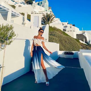 Andrea Veresova feet photo thumbnail