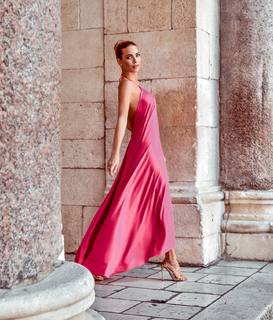 Andrea Veresova feet photo thumbnail