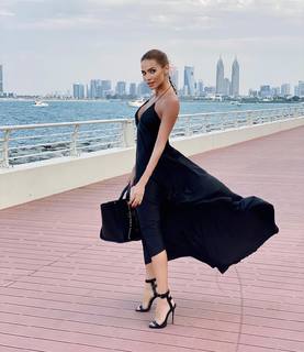 Andrea Veresova feet photo thumbnail