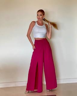 Andrea Veresova feet photo thumbnail