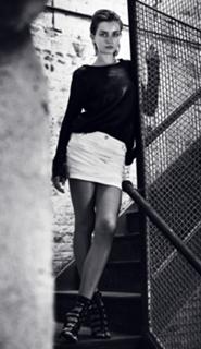 Andreea Diaconu feet photo 7