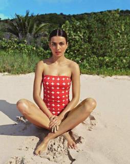 Andreea Diaconu feet photo 12