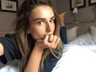 Andreea Diaconu feet photo 3