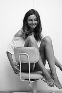 Andreea Diaconu feet photo 19