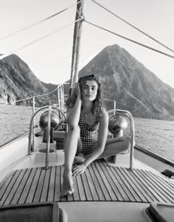 Andreea Diaconu feet photo 7