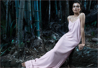Andreea Diaconu feet photo 8
