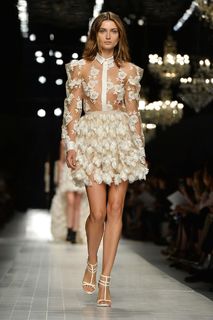 Andreea Diaconu feet photo 10