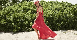 Andreea Diaconu feet photo 7