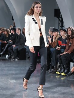 Andreea Diaconu feet photo 3