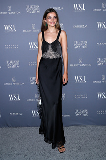 Andreea Diaconu feet photo 9