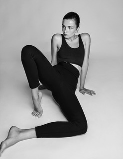 Andreea Diaconu feet photo 7