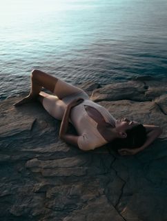 Andreea Diaconu feet photo 17
